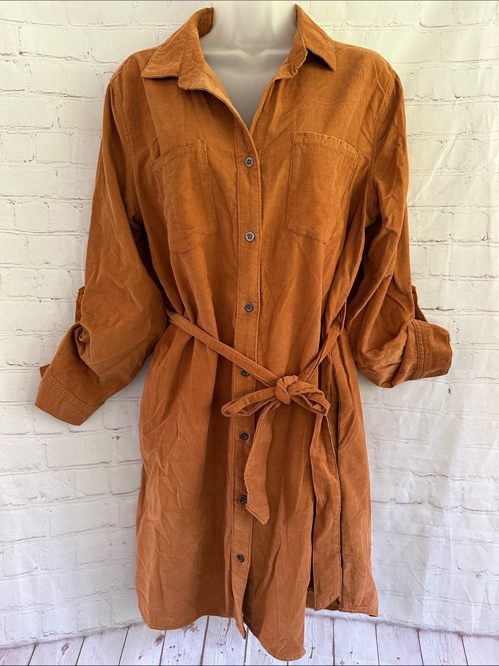 Lucky Brand Cotton Corduroy Button down Belted Dress size M